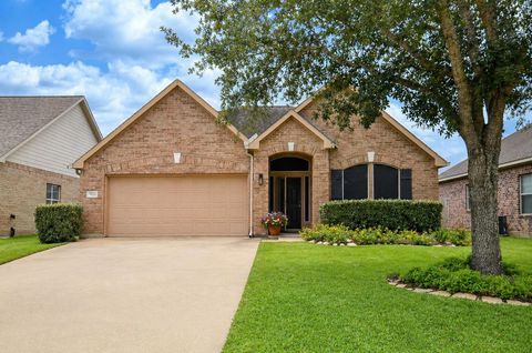 Photo of 9222 Sorrell Hollow Lane, Rosenberg, TX 77469 (MLS # 32631771)