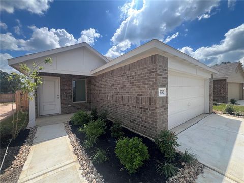 Photo of 14780 South Ascot Bend Circle Cir, Conroe, TX 77306 (MLS # 87237427)
