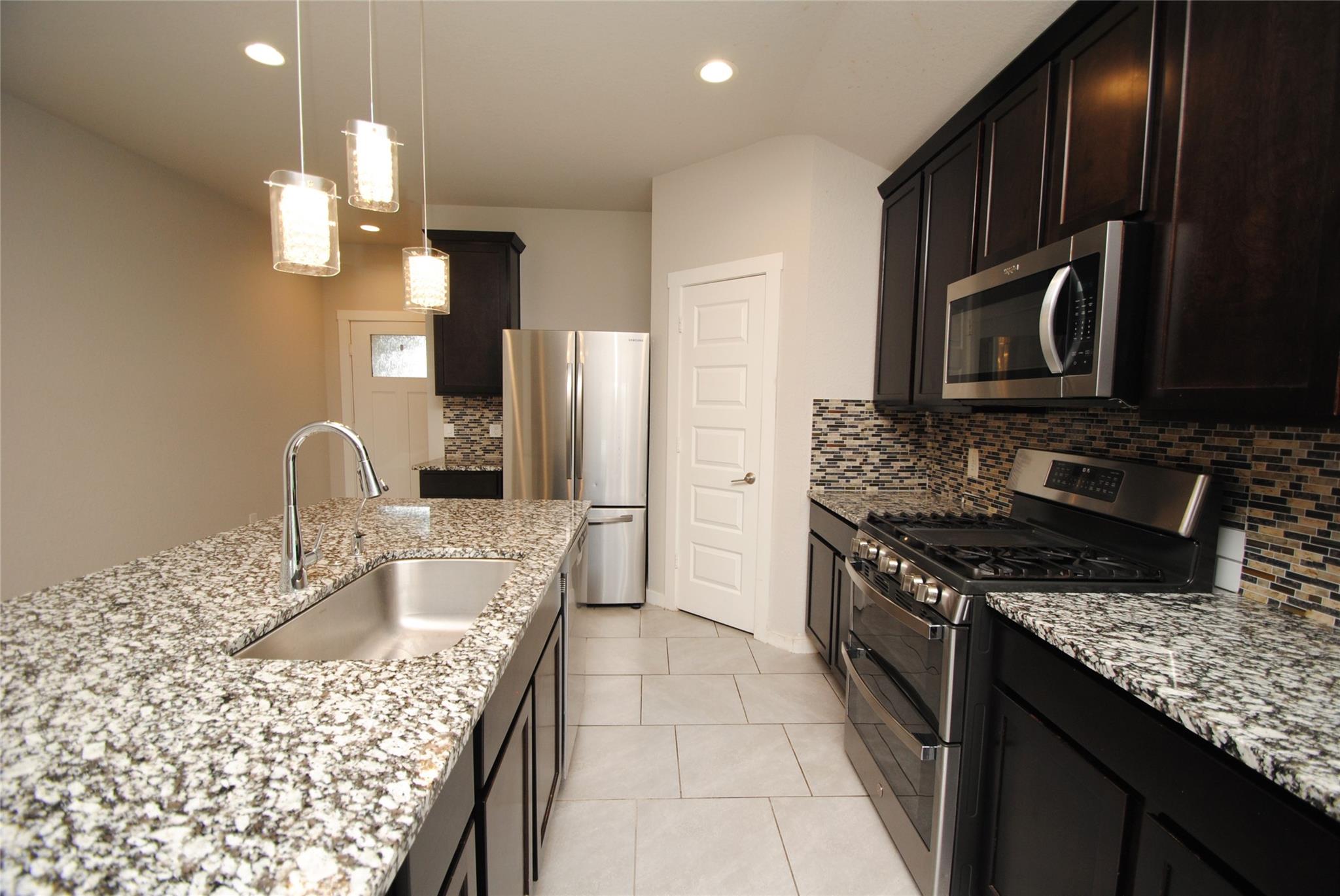 7634 Ramsgate Cliff Lane