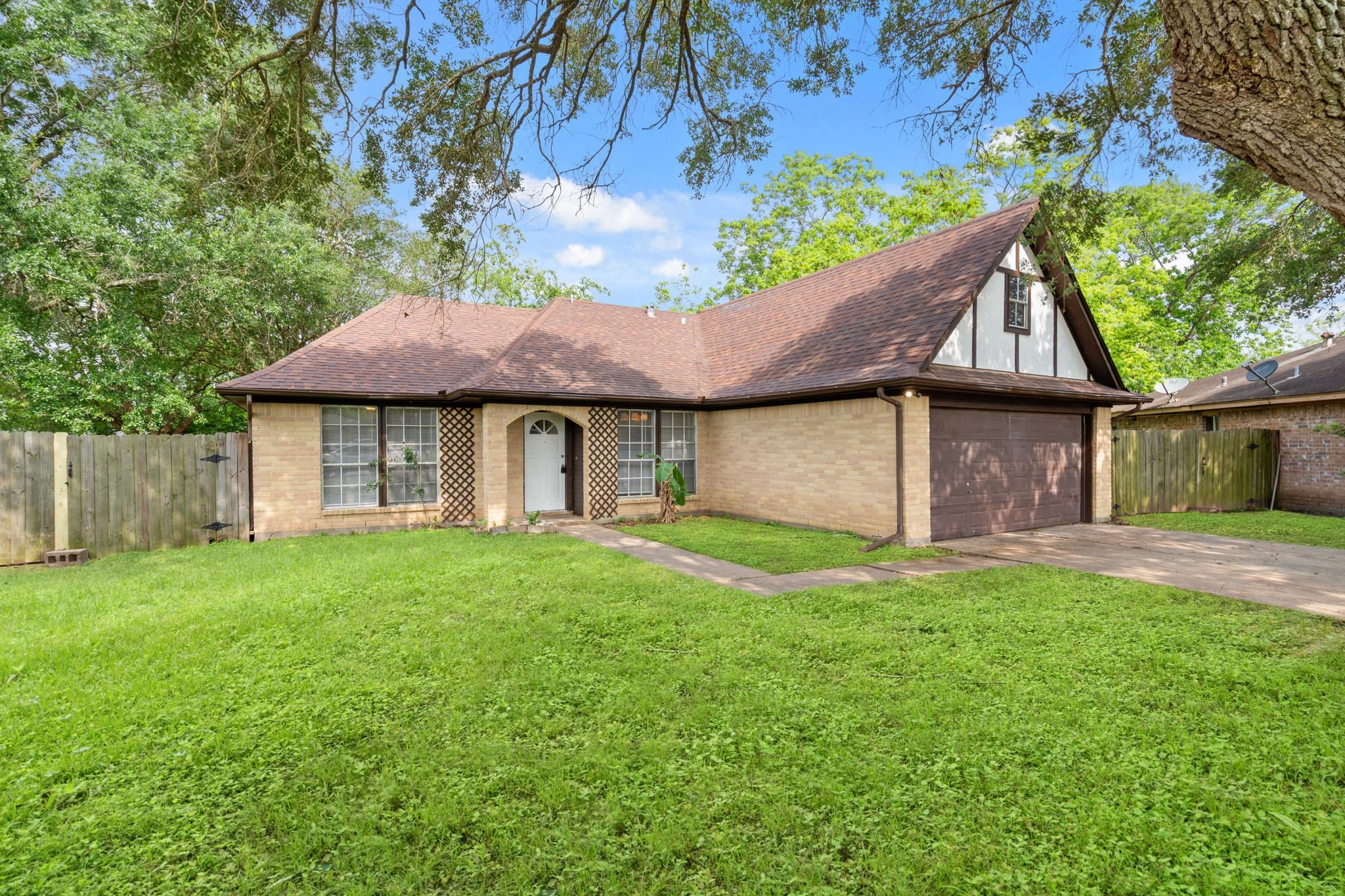 2220 Spruce Drive