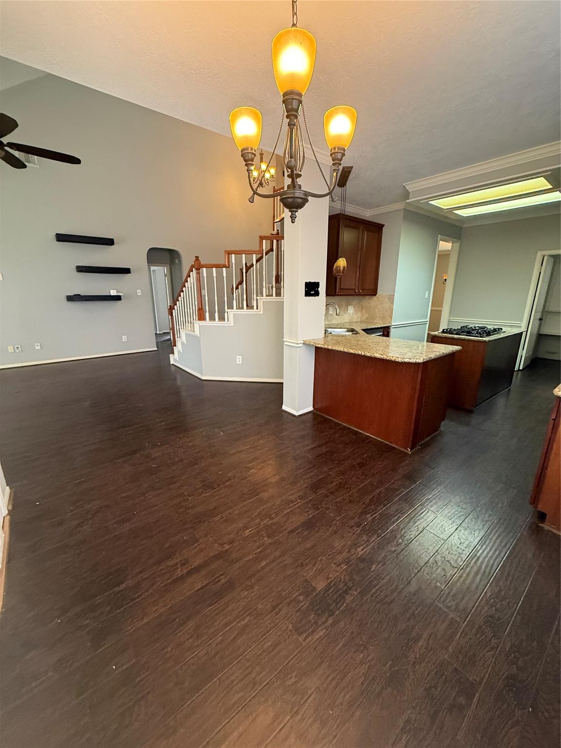 1927 Kelona Dr