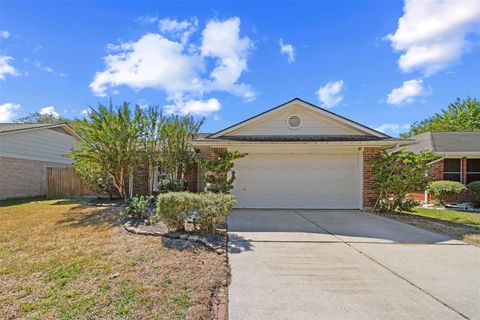 Photo of 2302 Old Oak Lane, Kingwood, TX 77339 (MLS # 98394742)