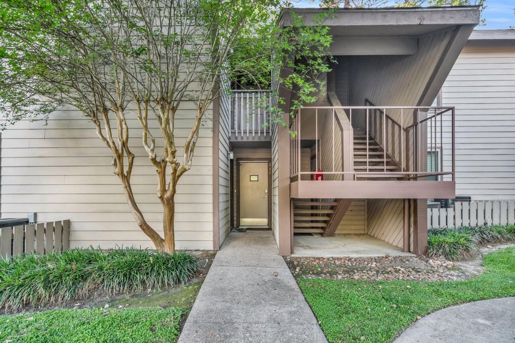 Photo of 12900 Walden Road #111A, Montgomery, TX 77356 (MLS # 27785589)