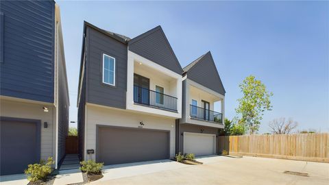 Photo of 3019 Jensen Springs Lane, Houston, TX 77026 (MLS # 59741547)