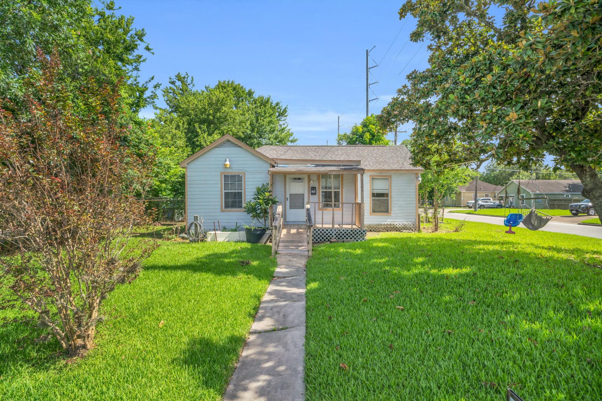 7304 Kinney Street