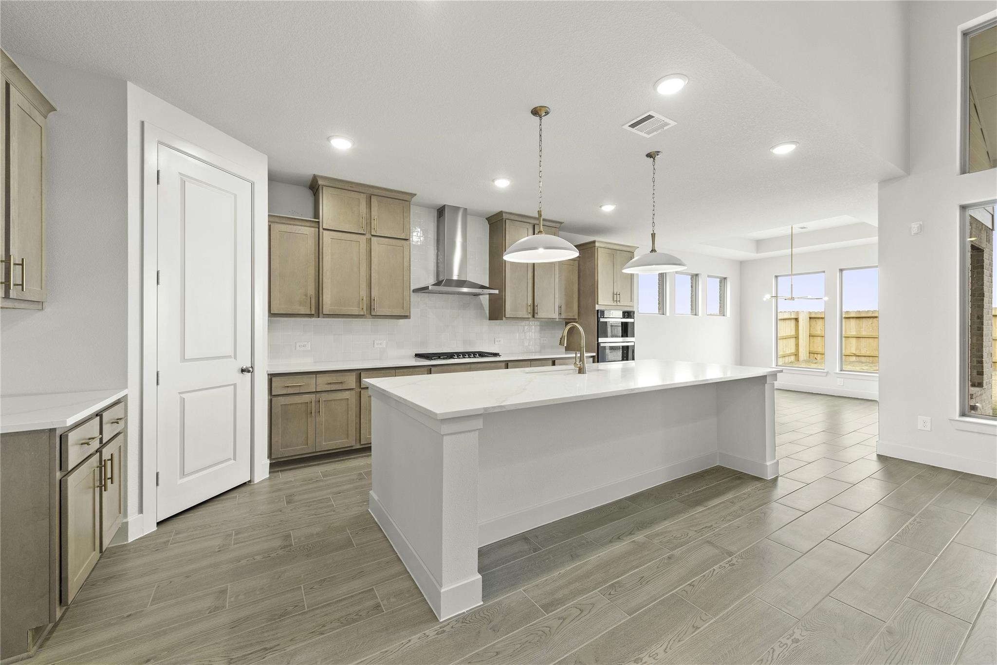 18822 Ivory Laurel Court