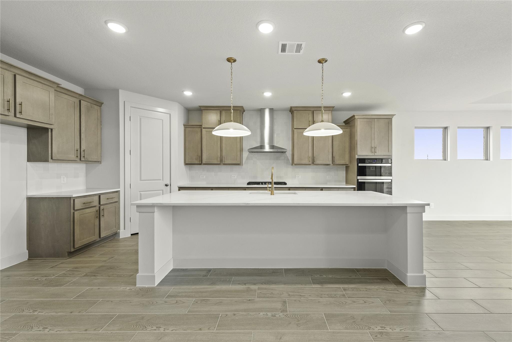 18822 Ivory Laurel Court