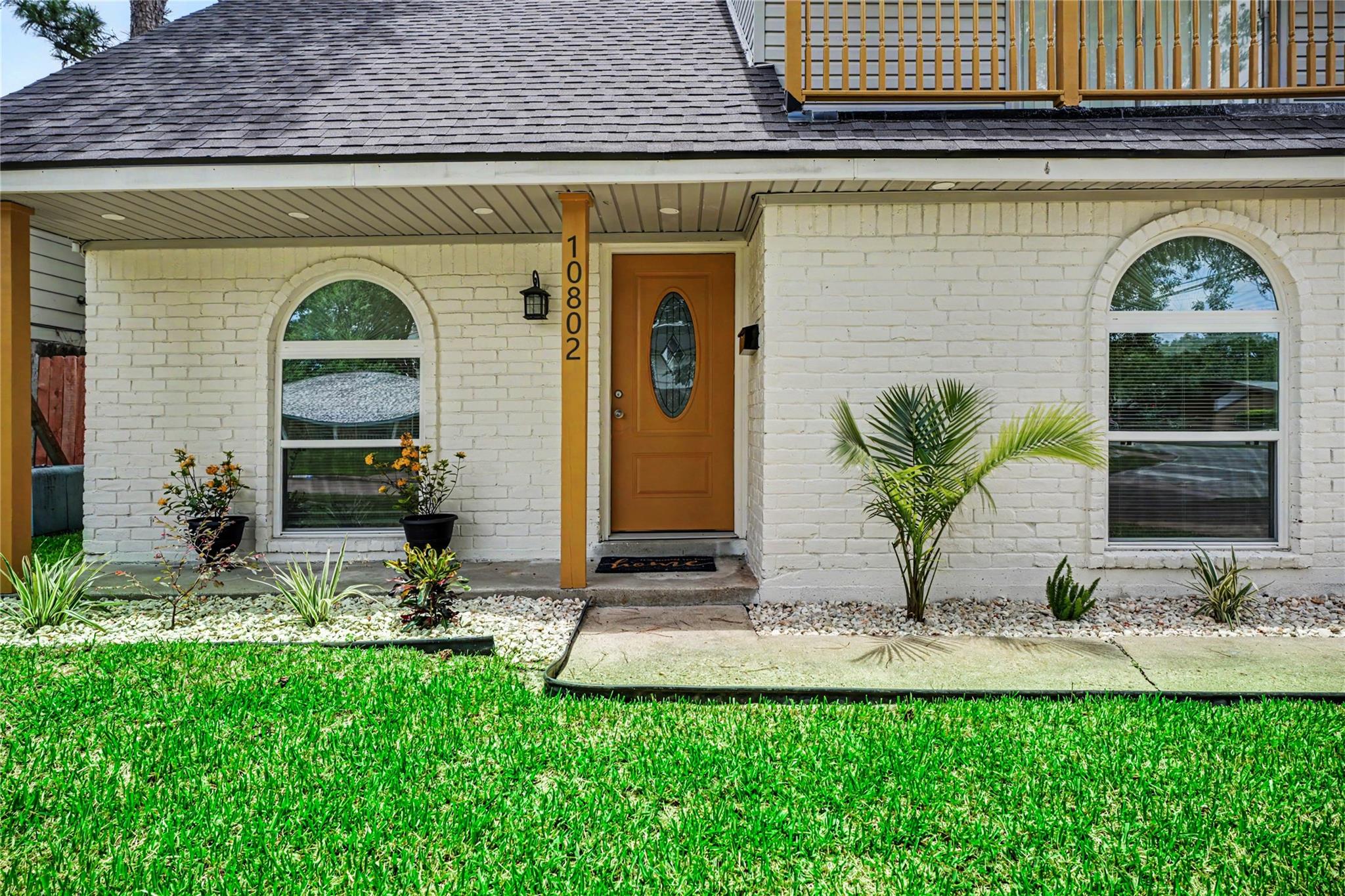 10802 Sagetrail Drive