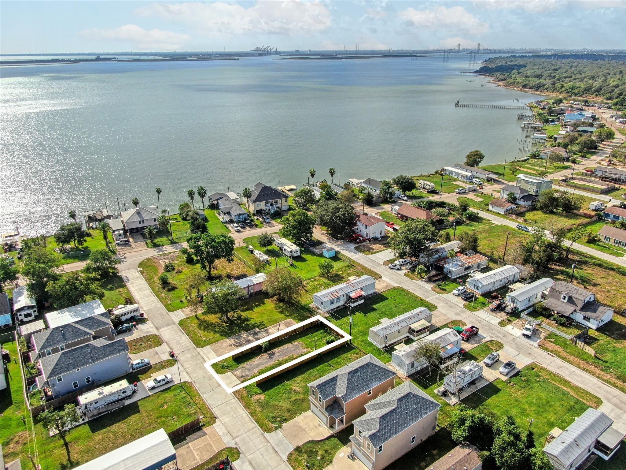 142 Flamingo Bight S