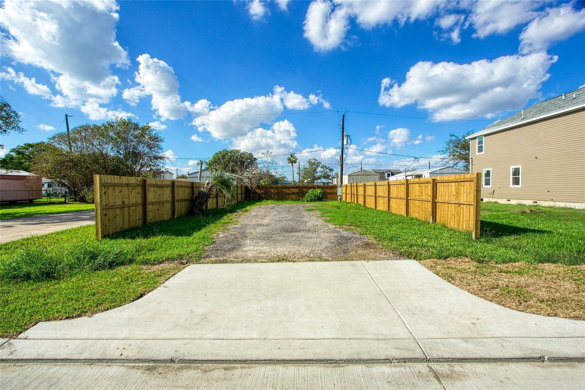 142 Flamingo Bight S