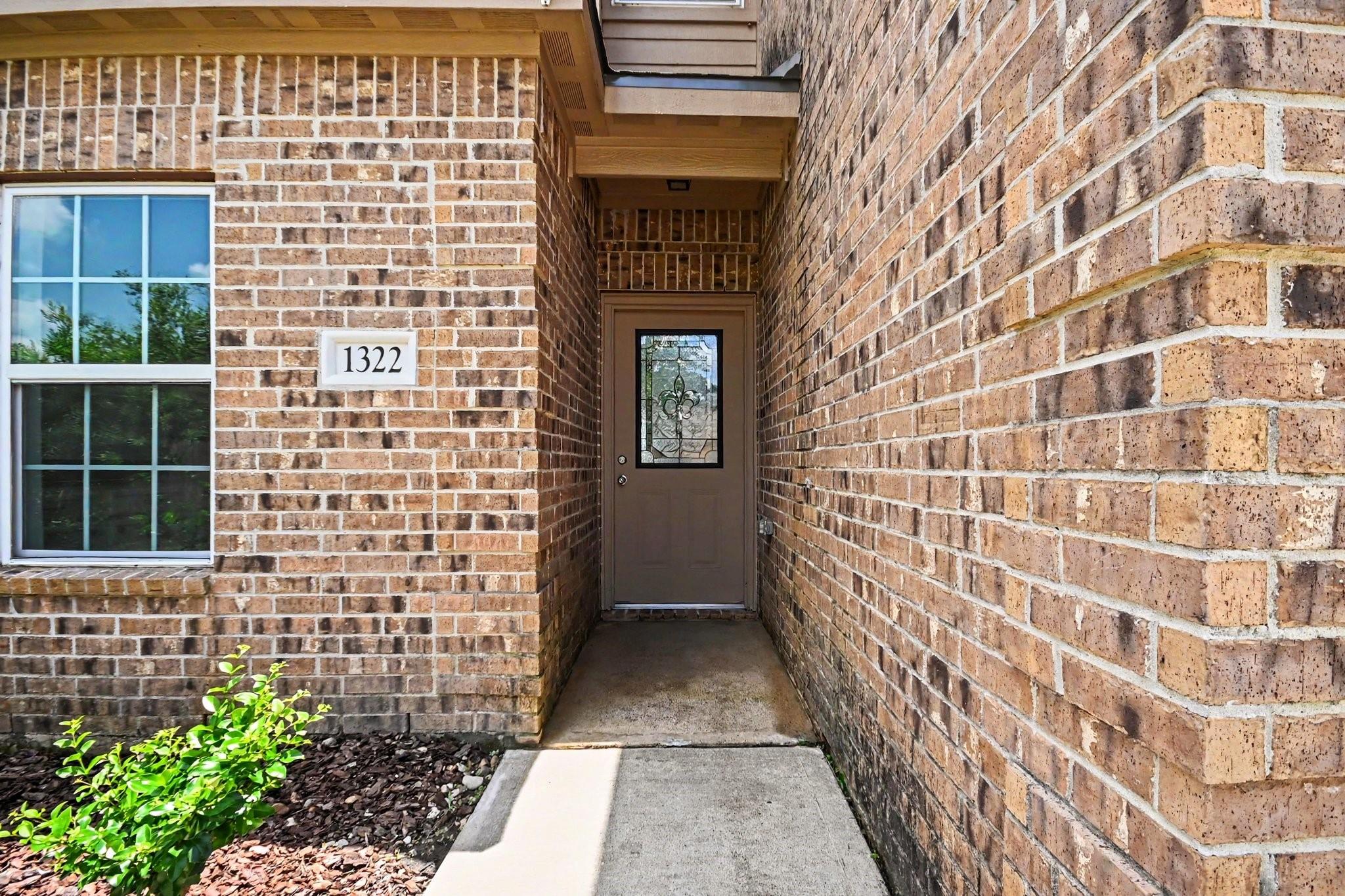 1322 Diamond Drape Drive