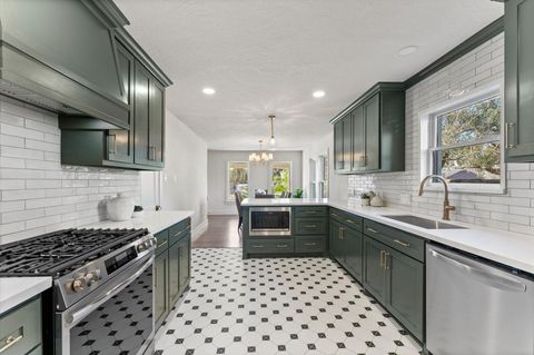 Tiny photo for 3725 Griggs Road, Houston, TX 77021 (MLS # 83634180)