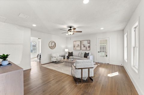 Tiny photo for 3725 Griggs Road, Houston, TX 77021 (MLS # 83634180)