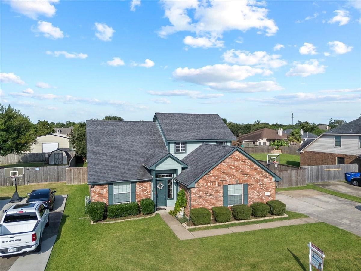 8018 Dogwood Court
