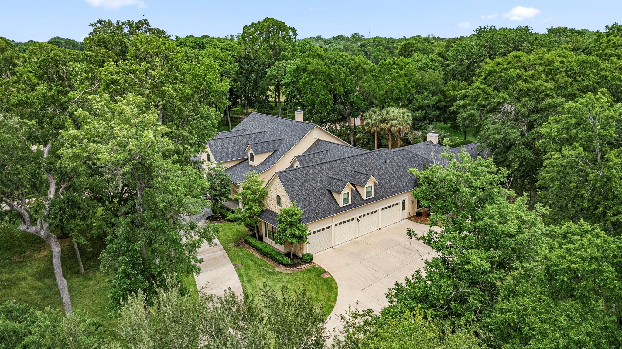 3320 Wild River Drive