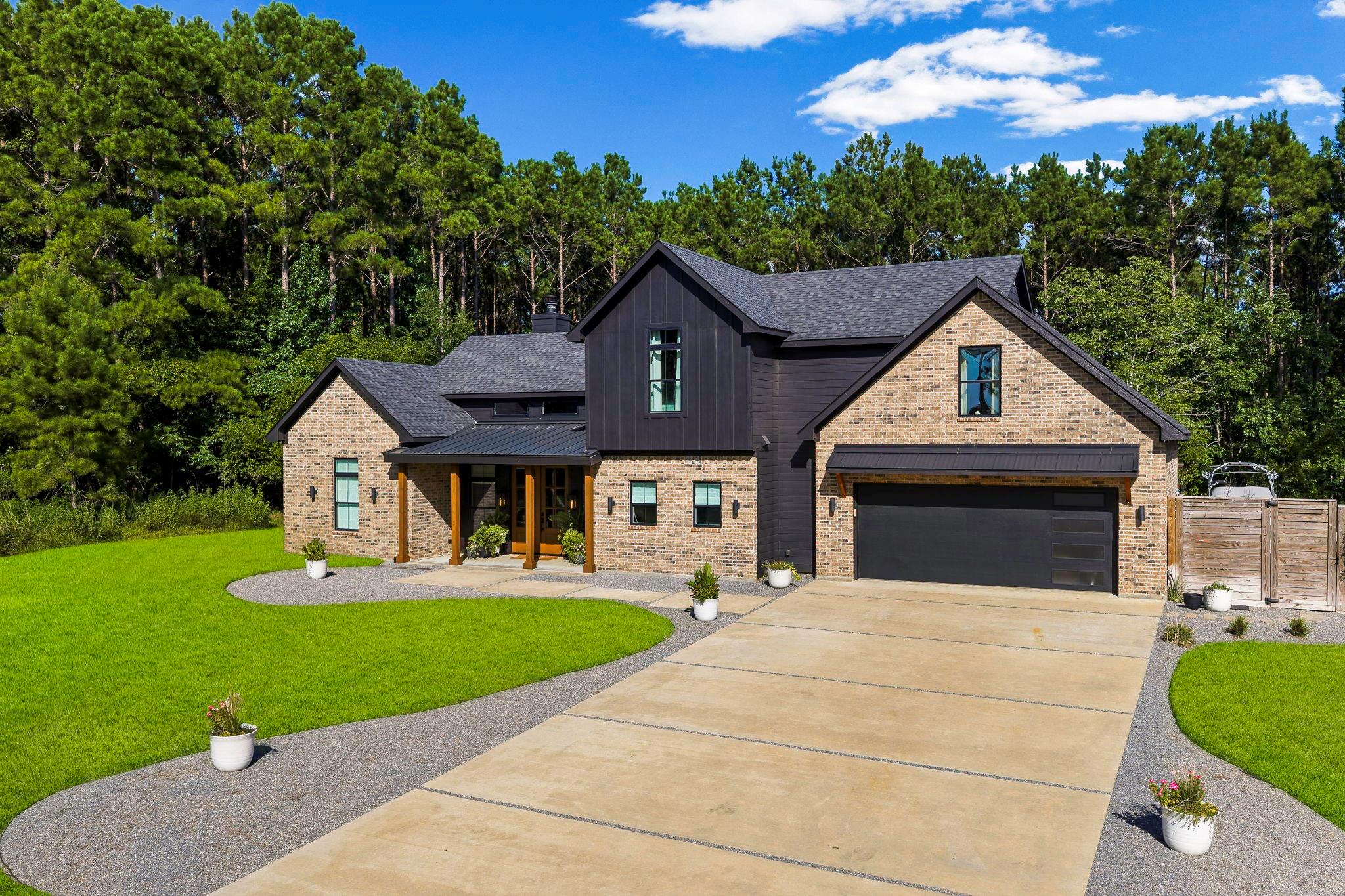 477 Eastgate Park