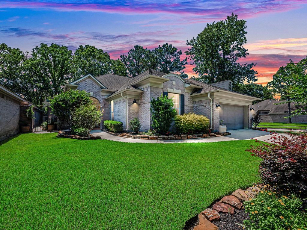 Photo of 2815 Halton CT, Kingwood, TX 77345 (MLS # 17438547)
