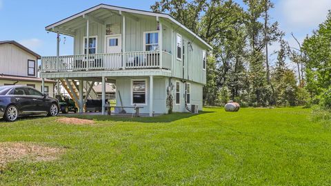 Photo of 280 8th Street, Onalaska, TX 77360 (MLS # 63186129)