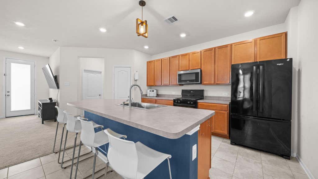 Photo of 2515 Hawthorn Park Court, Houston, TX 77038 (MLS # 6386096)