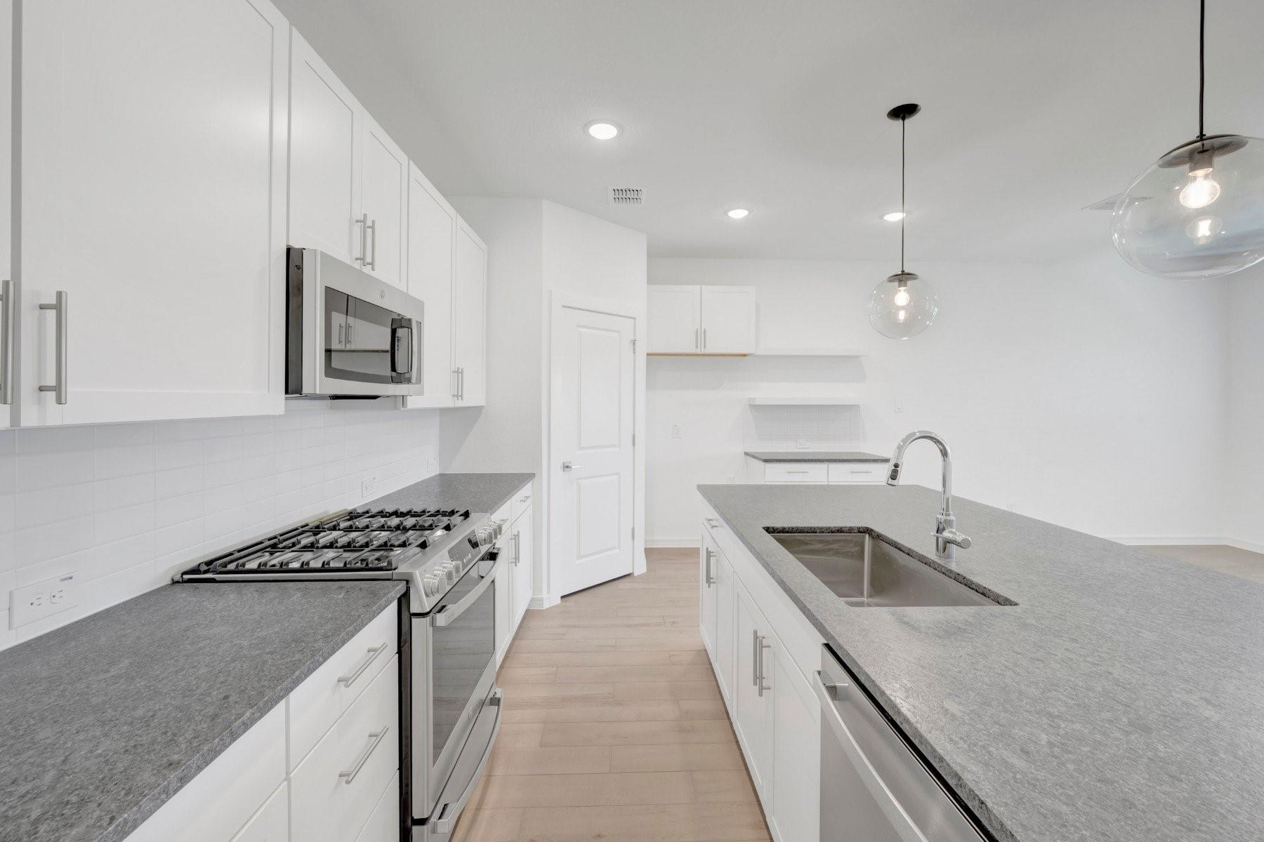 7811 Jasper Meadows Way