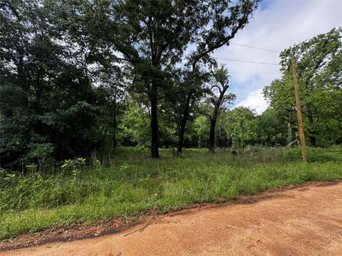 Vacant Land For Sale - 00 Mudd St<br/> Coldspring, TX 77331