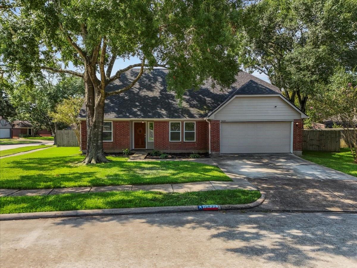 15830 Saint Lawrence Circle