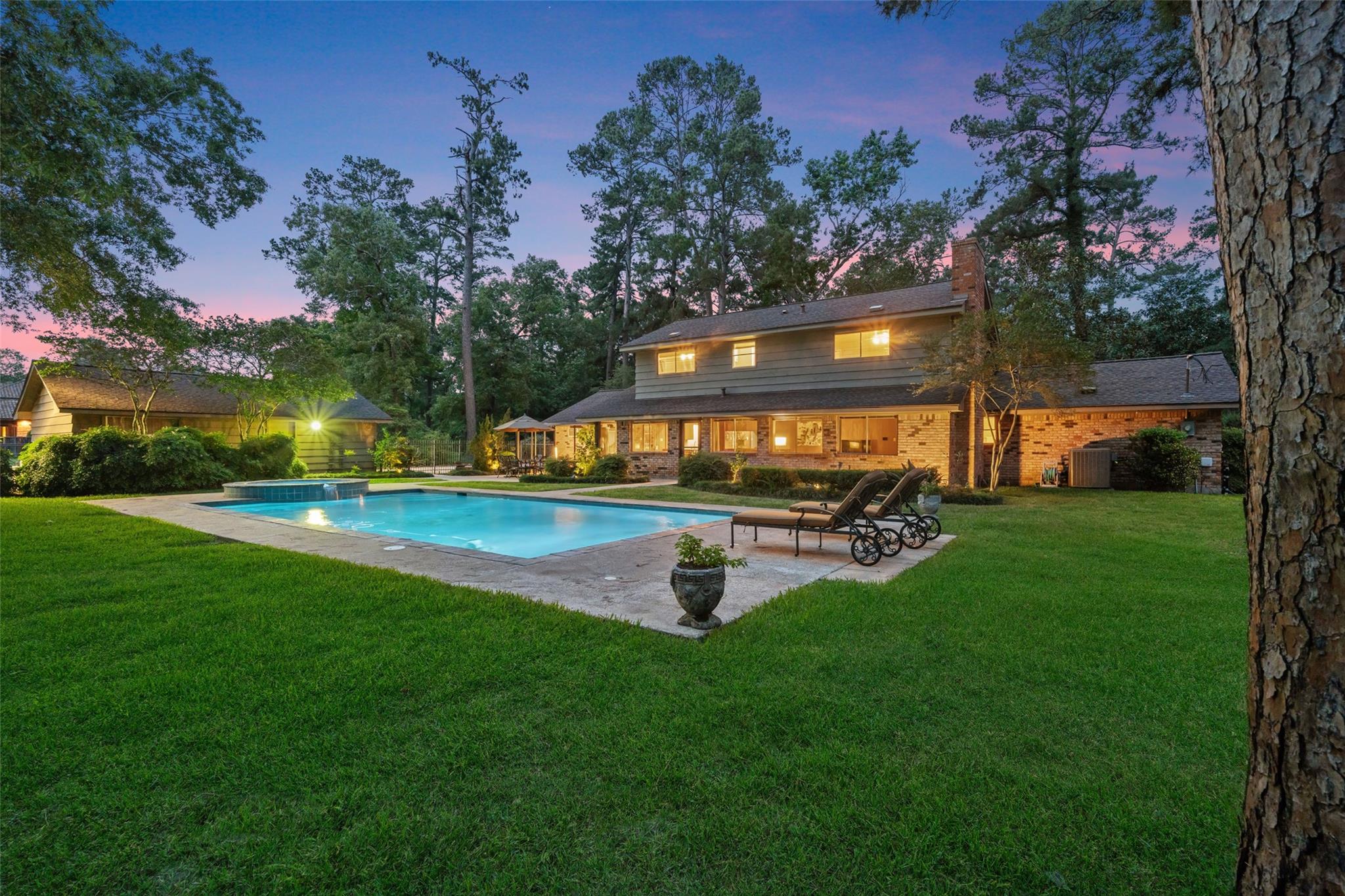 1710 Magnolia Lane