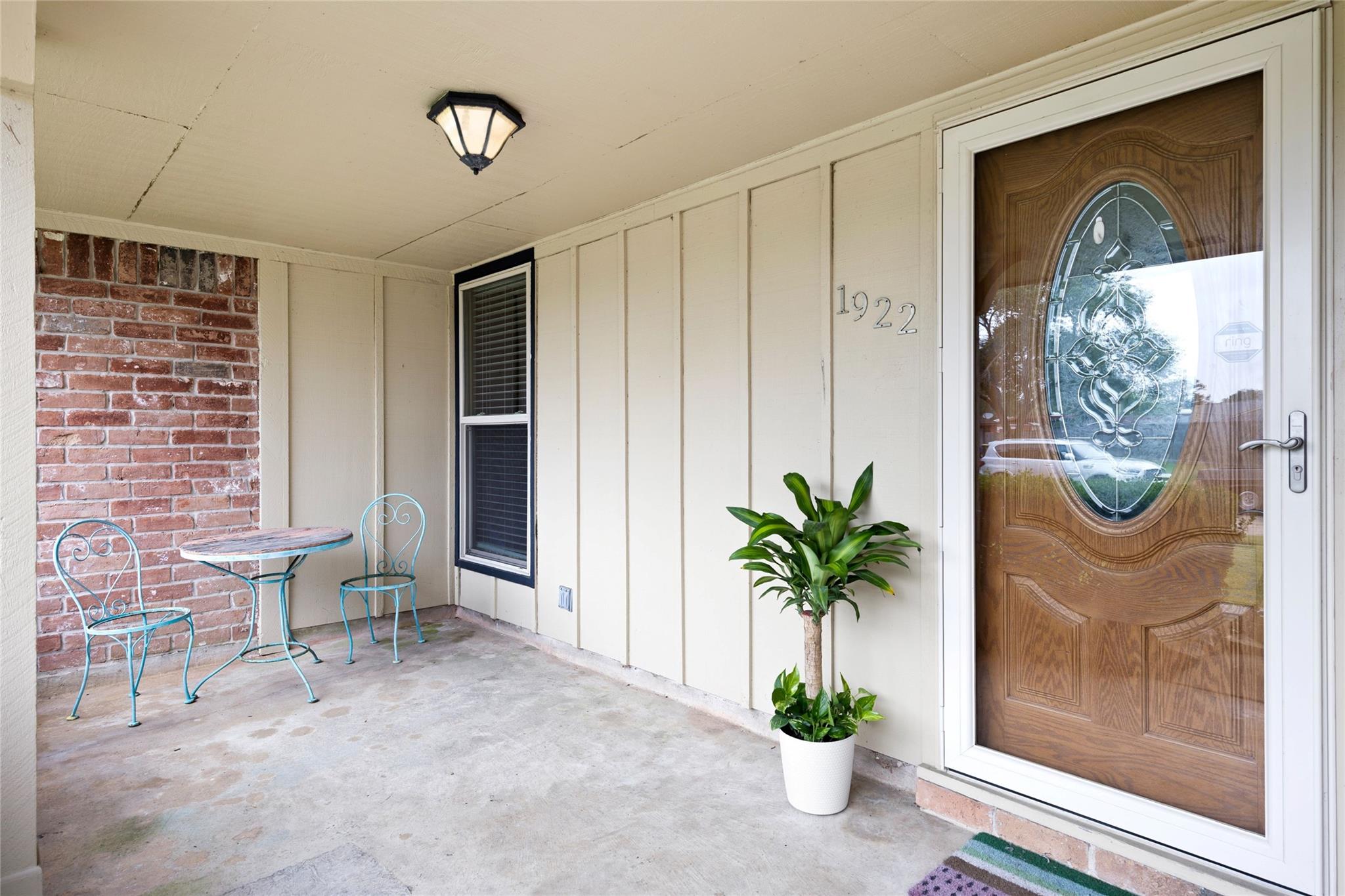 1922 Crooked Creek Lane
