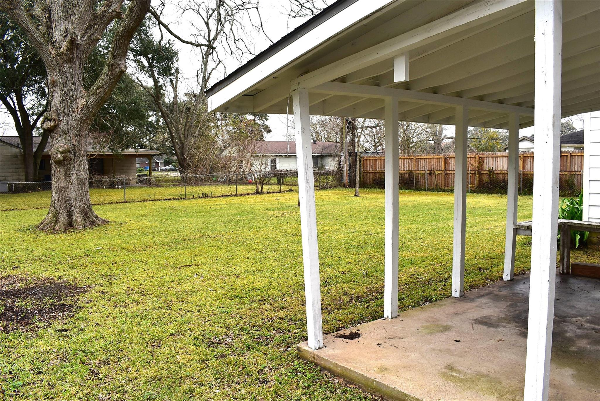 1006 Mac Drive