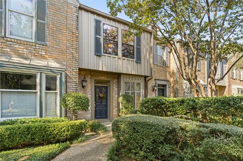 Photo of 3627 Wakeforest Street, Houston, TX 77098 (MLS # 96708086)