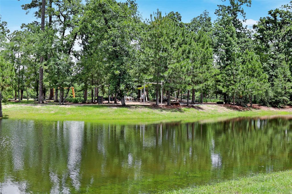 Photo of 6 Gentle Branch Place, Tomball, TX 77375 (MLS # 40471405)