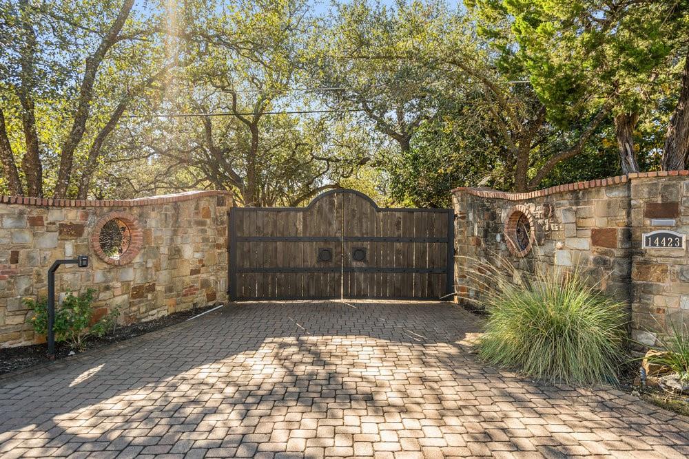 14423 Ridgetop Terrace