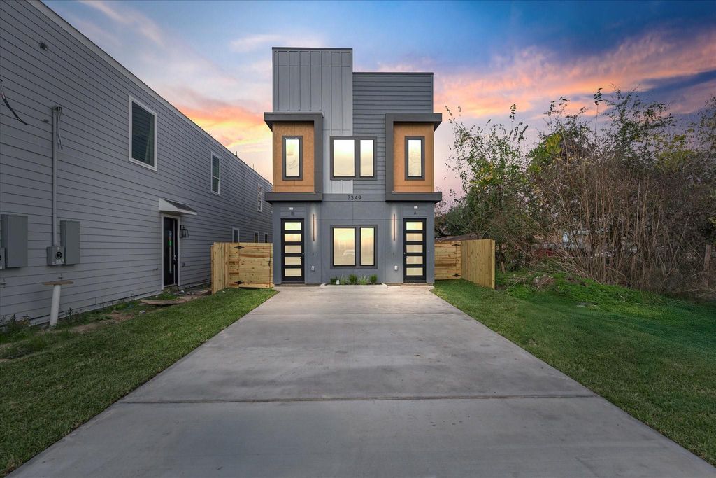 Photo of 7349 Sandle Street #A-B, Houston, TX 77088 (MLS # 75506772)