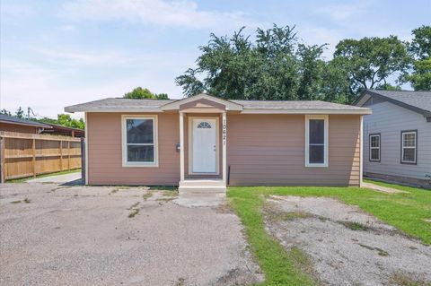 Photo of 10621 Lane Street, Houston, TX 77029 (MLS # 50227558)