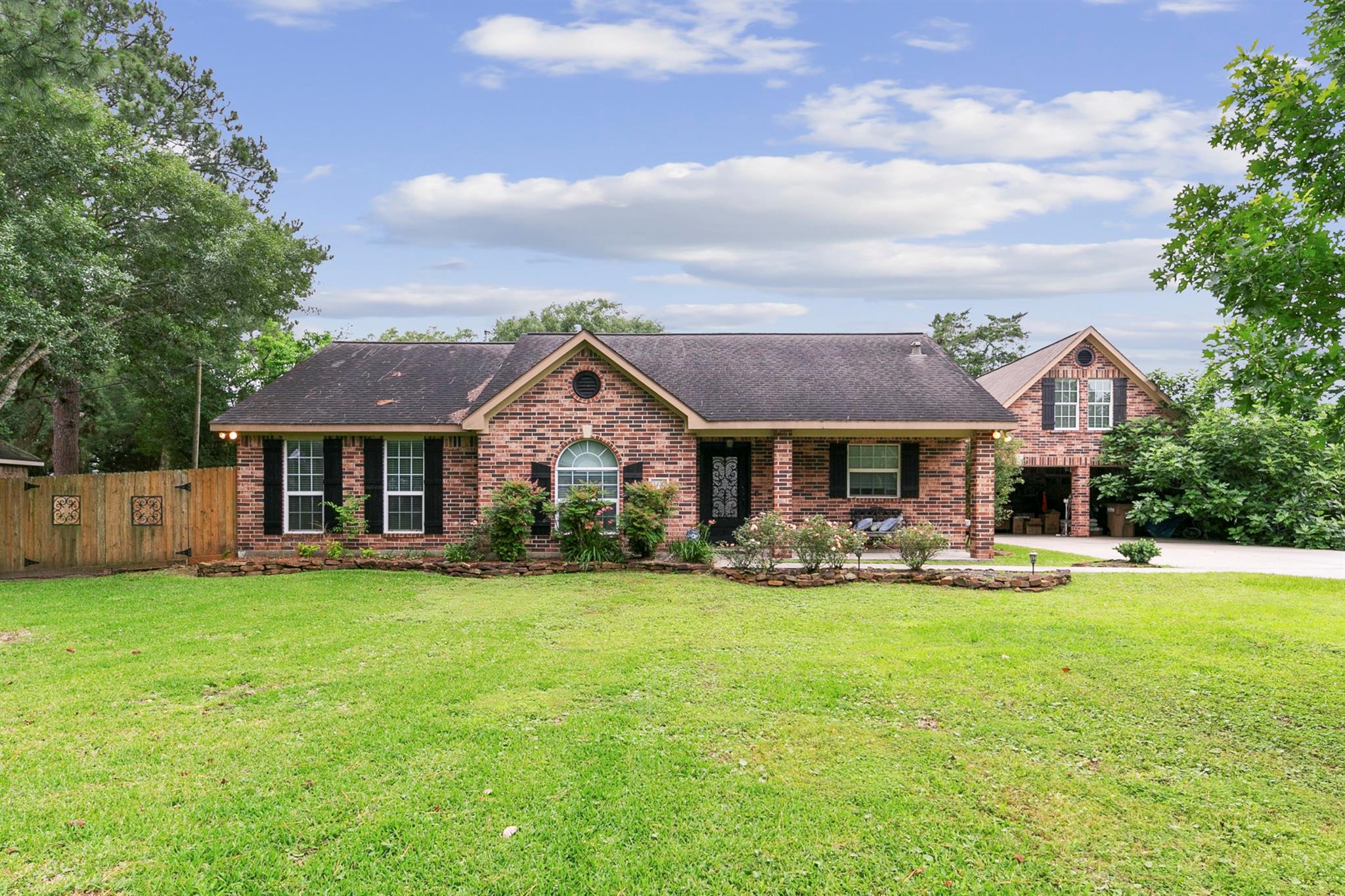3430 W Meadow Lane
