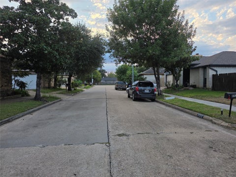 Tiny photo for 8522 Fawn Terrace Drive, Houston, TX 77071 (MLS # 77550604)