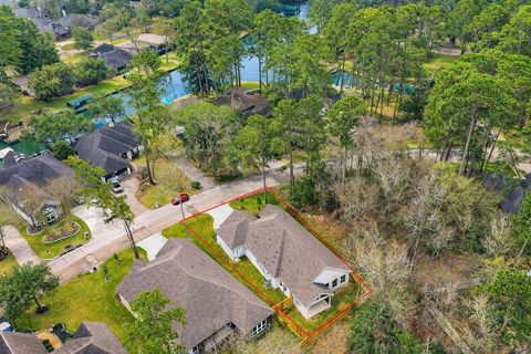 Photo of 12426 Browning Drive, Montgomery, TX 77356 (MLS # 19636913)