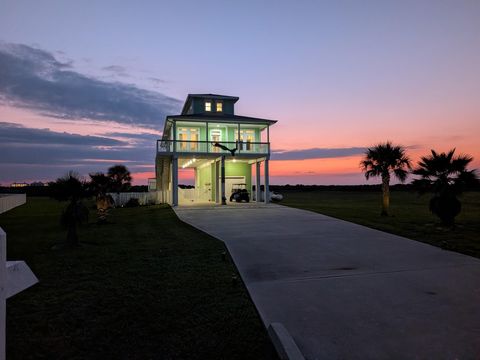Homes For Sale - 4102 Kiva Road<br/> Galveston, TX 77554