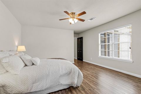 Tiny photo for 7911 Heathrow Lane, Spring, TX 77379 (MLS # 95896257)