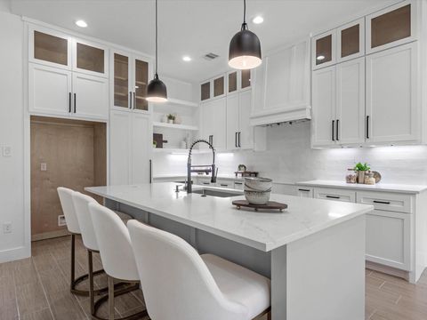 Homes For Sale - 2041 Road 66117<br/> Dayton, TX 77535