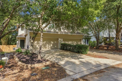Photo of 142 N Camellia Grove Circle, The Woodlands, TX 77382 (MLS # 16897265)