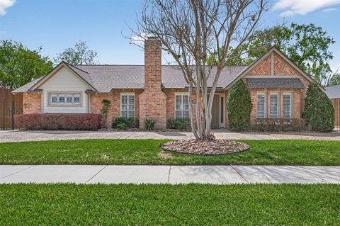 Homes For Sale - 15705 Congo Lane<br/> Jersey Village, TX 77040