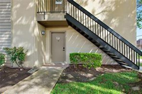 Photo of 3300 Pebblebrook Drive #97, Seabrook, TX 77586 (MLS # 9802519)