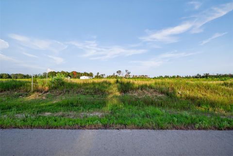 Photo of 576 Road 5877, Cleveland, TX 77327 (MLS # 63350713)