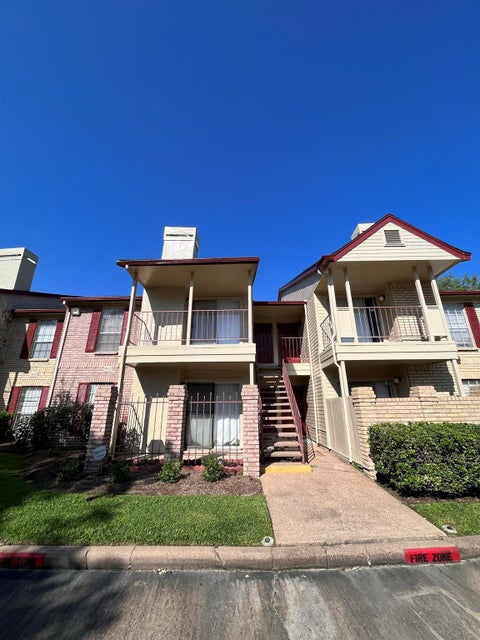 Condo For Sale - 2120 El Paseo Street #1912<br/> Houston, TX 77054