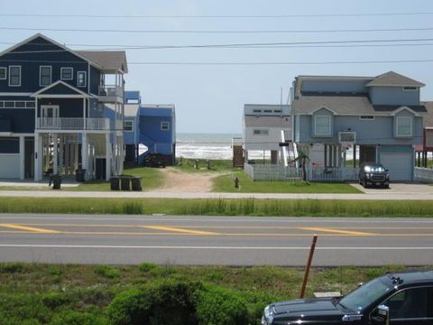 Photo of 11 Verano, Galveston, TX 77554 (MLS # 48769348)