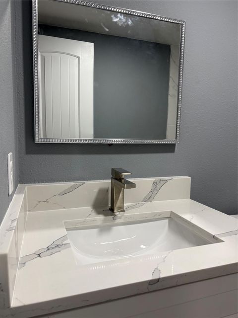 Tiny photo for 5159 Dumore Drive, Houston, TX 77048 (MLS # 76467204)