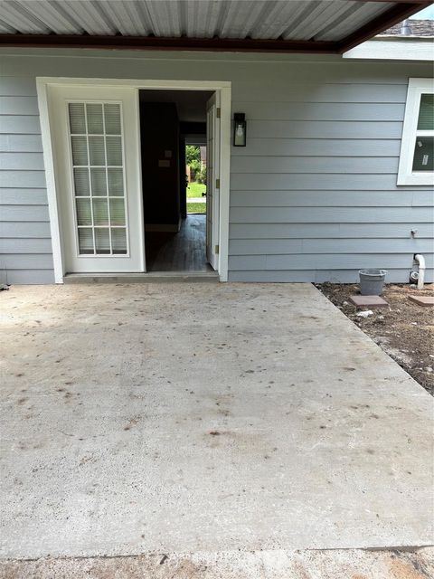 Tiny photo for 5159 Dumore Drive, Houston, TX 77048 (MLS # 76467204)