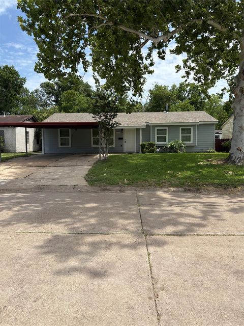 Tiny photo for 5159 Dumore Drive, Houston, TX 77048 (MLS # 76467204)