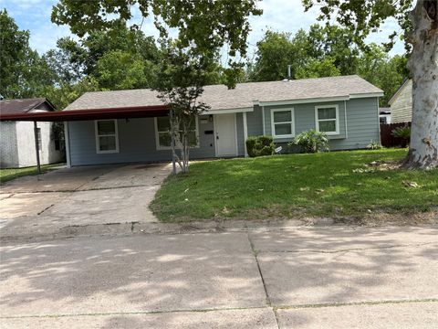 Tiny photo for 5159 Dumore Drive, Houston, TX 77048 (MLS # 76467204)